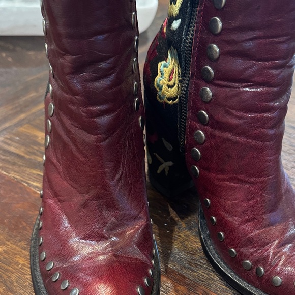 Old Gringo Burgundy Embroidered Ankle Boots - Picture 3 of 8